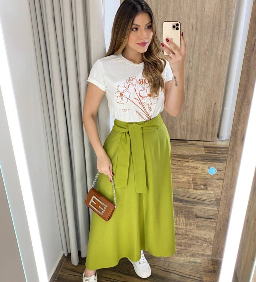 Saia Midi Feminina Manuela Alfaiataria Verde Pistache com Amarração - Fernanda Ramos Store