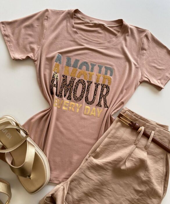 T-shirt Feminina Manga Curta Amour Every Day Bege Escuro - Fernanda Ramos Store