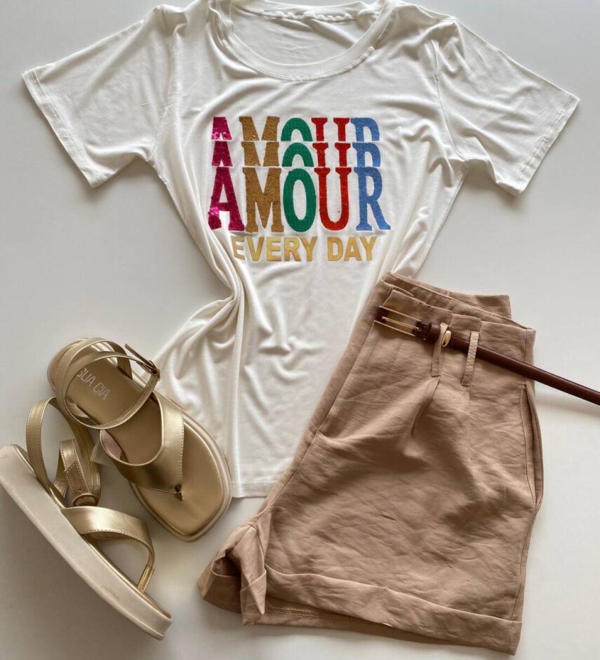 T-shirt Feminina Manga Curta Amour Every Day Off White - Fernanda Ramos Store