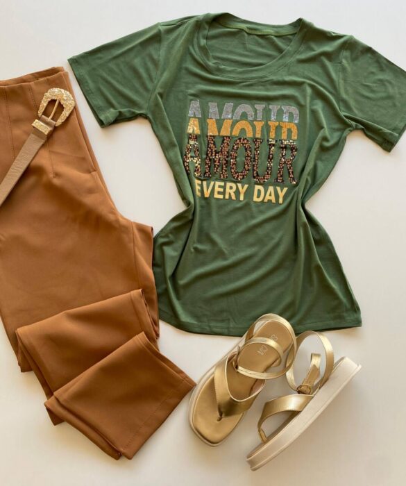 T-shirt Feminina Manga Curta Amour Every Day Verde - Fernanda Ramos Store