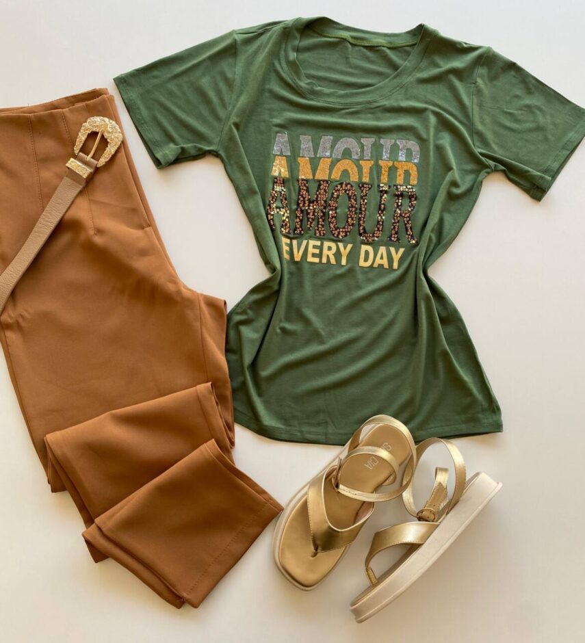 T-shirt Feminina Manga Curta Amour Every Day Verde - Fernanda Ramos Store