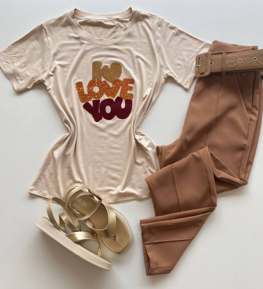 T-shirt Feminina Manga Curta Bege I Love You - Fernanda Ramos Store