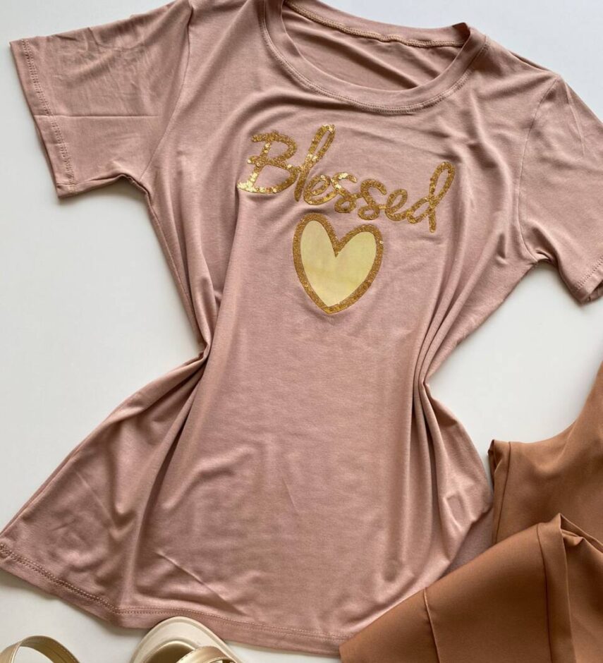 T-shirt Feminina Manga Curta Blessed Bege Escuro - Fernanda Ramos Store