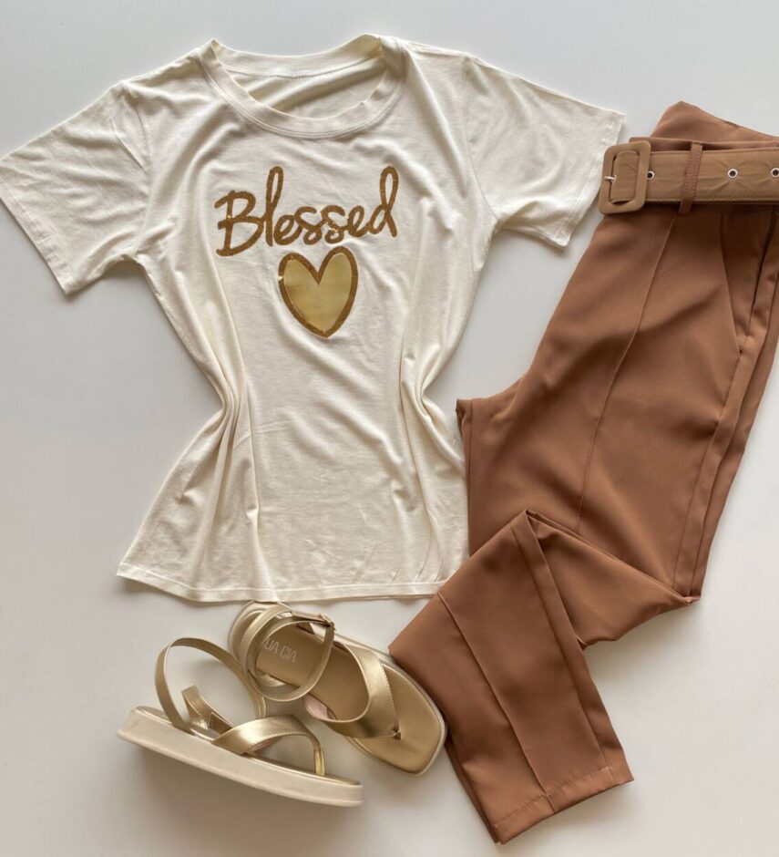 T-shirt Feminina Manga Curta Blessed Nude - Fernanda Ramos Store