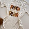 T-shirt Feminina Manga Curta Faith Over Fear Off White - Fernanda Ramos Store