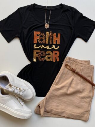 T-shirt Feminina Manga Curta Faith Over Fear Preta - Fernanda Ramos Store