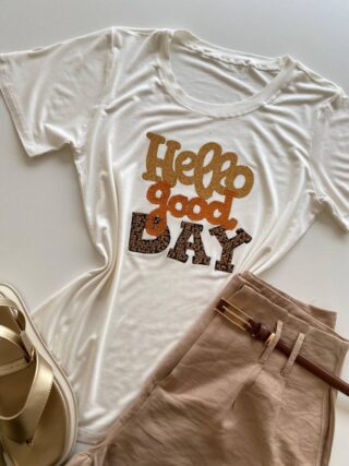 T-shirt Feminina Manga Curta Hello Good Day Off White - Fernanda Ramos Store