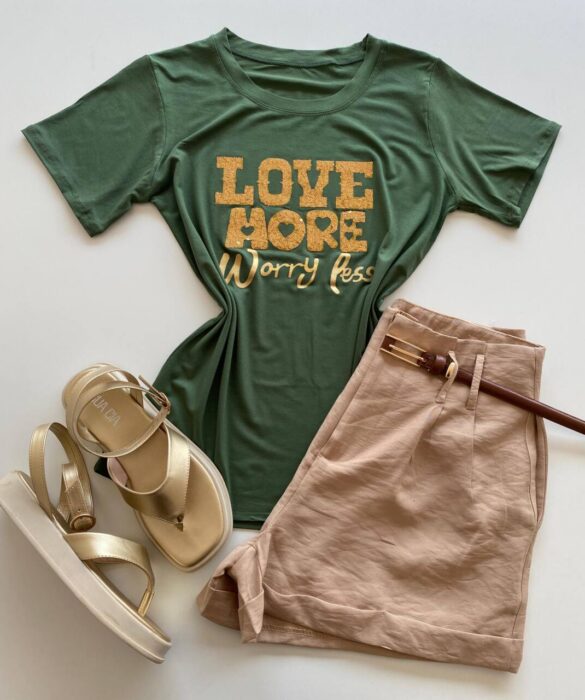 T-shirt Feminina Manga Curta Love More Verde - Fernanda Ramos Store