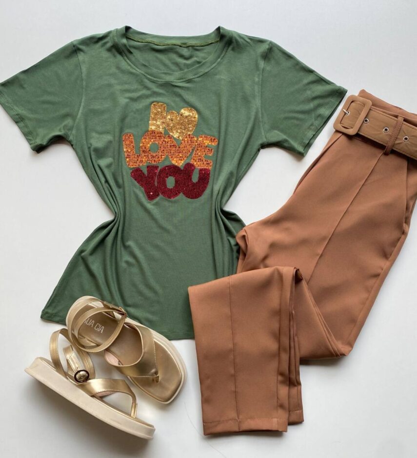 T-shirt Feminina Manga Curta Verde Militar I Love You - Fernanda Ramos Store