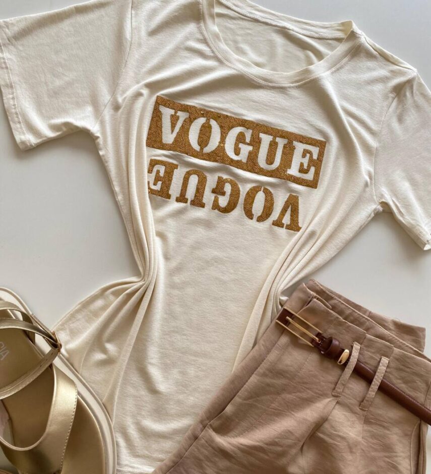 T-shirt Feminina Manga Curta Off White Estampada - Fernanda Ramos Store