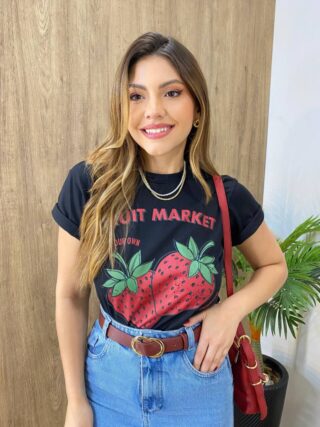 T-shirt Feminina Manga Curta Preta Strawberries - Fernanda Ramos Store