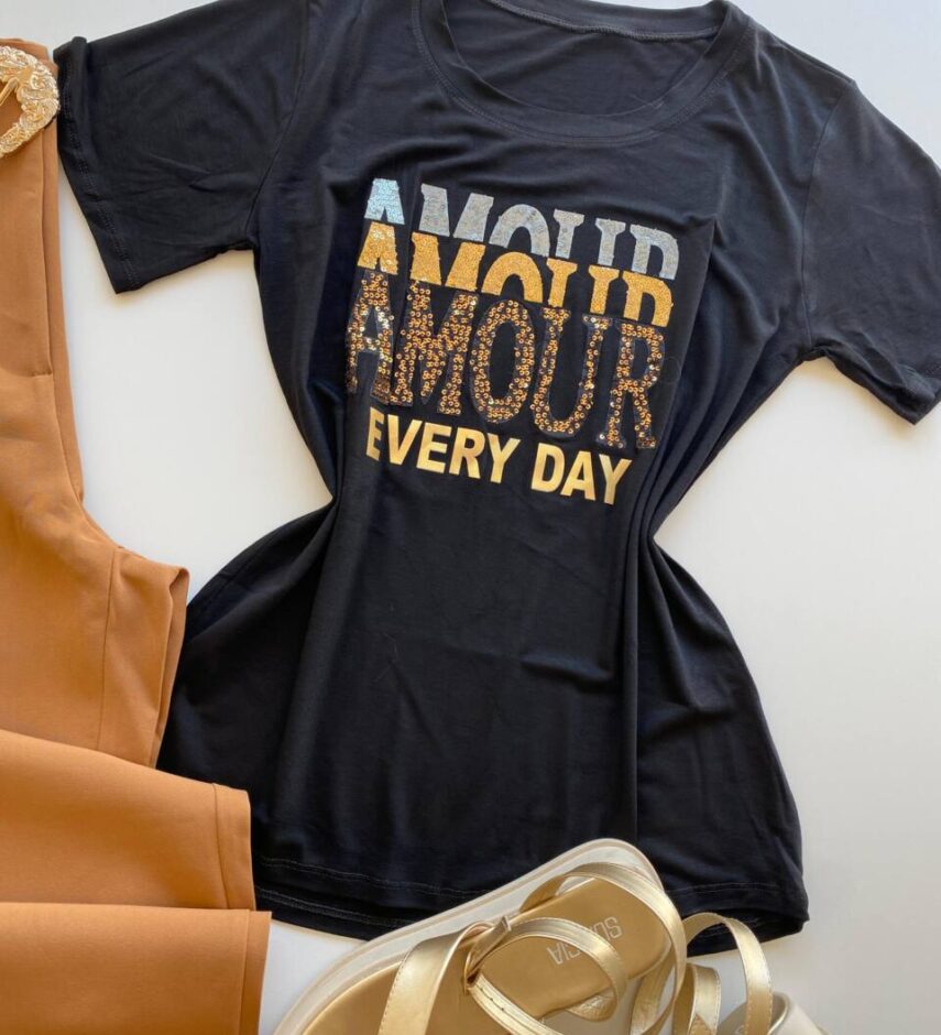 T-shirt Feminina Manga Curta Preta Amour Every Day - Fernanda Ramos Store