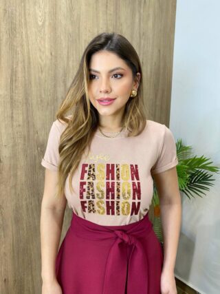 T-shirt Feminina Manga Curta Style Fashion Bege Escuro - Fernanda Ramos Store