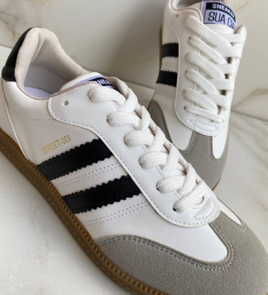 Tênis Feminino Ana Branco com Detalhe de Listras Pretas - Fernanda Ramos Store