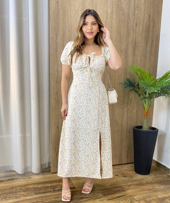 Vestido Midi Elo Manga Curta com Bojo e Fenda Off White Estampado - Fernanda Ramos Store