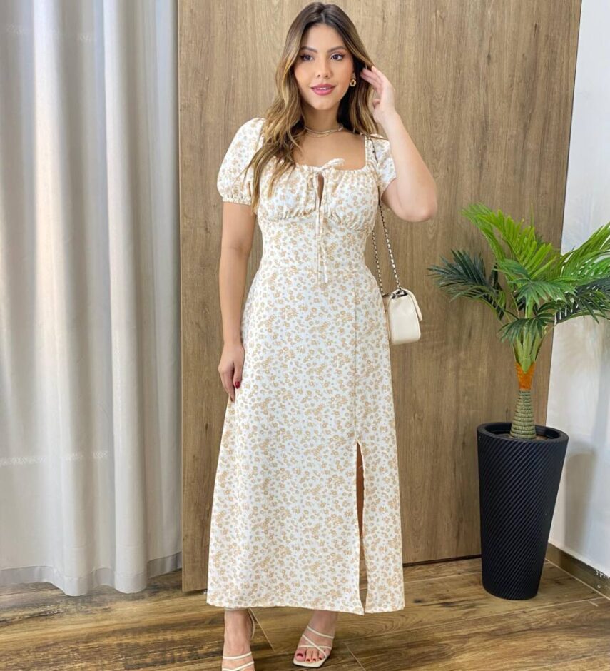 Vestido Midi Elo Manga Curta com Bojo e Fenda Off White Estampado - Fernanda Ramos Store