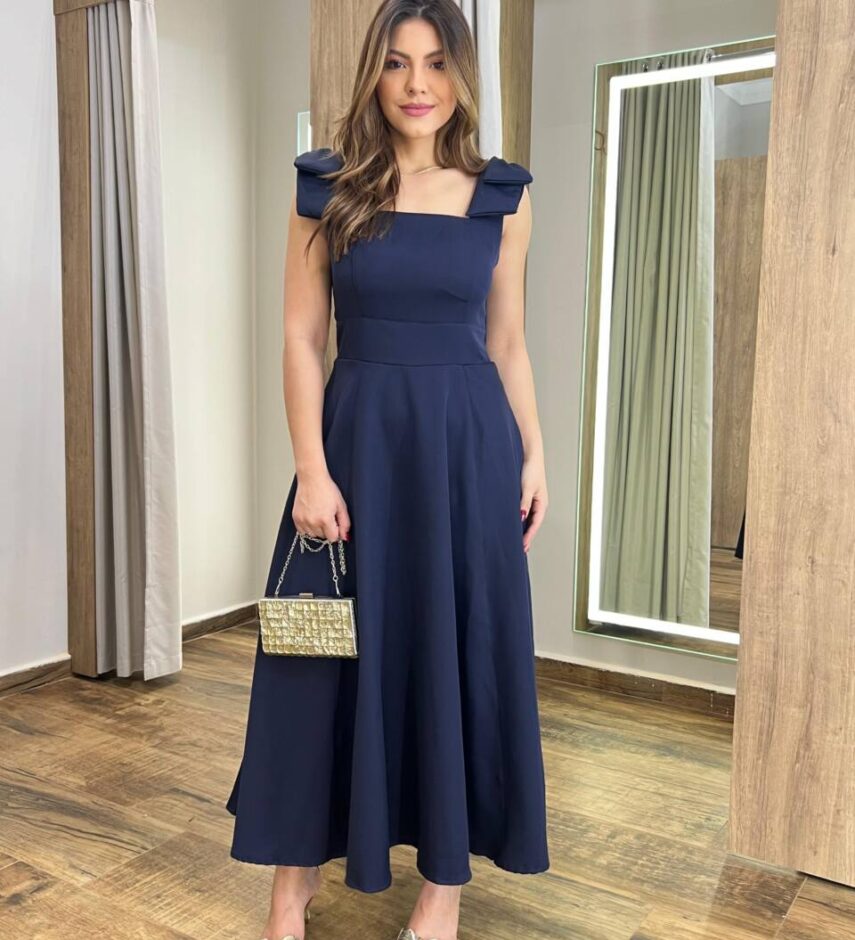 Vestido Midi Jade com Bojo Azul Marinho Detalhe de Laço nas Alças - Fernanda Ramos Store