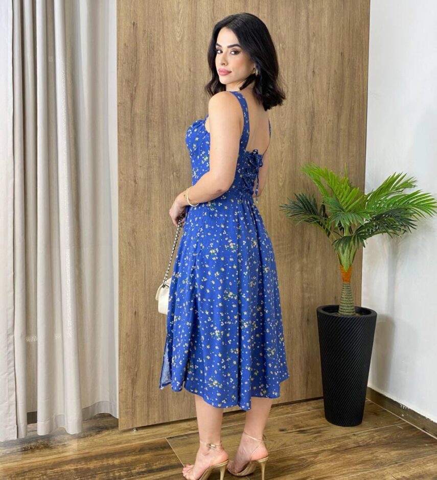 Vestido Midi Louise sem Bojo com Amarração Atrás Azul Estampado - Fernanda Ramos Store