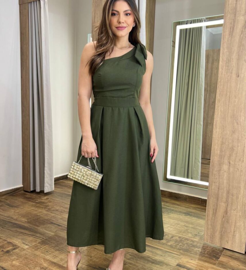 Vestido Midi Nula Manga Jade com Bojo e Lastex Verde Militar - Fernanda Ramos Store