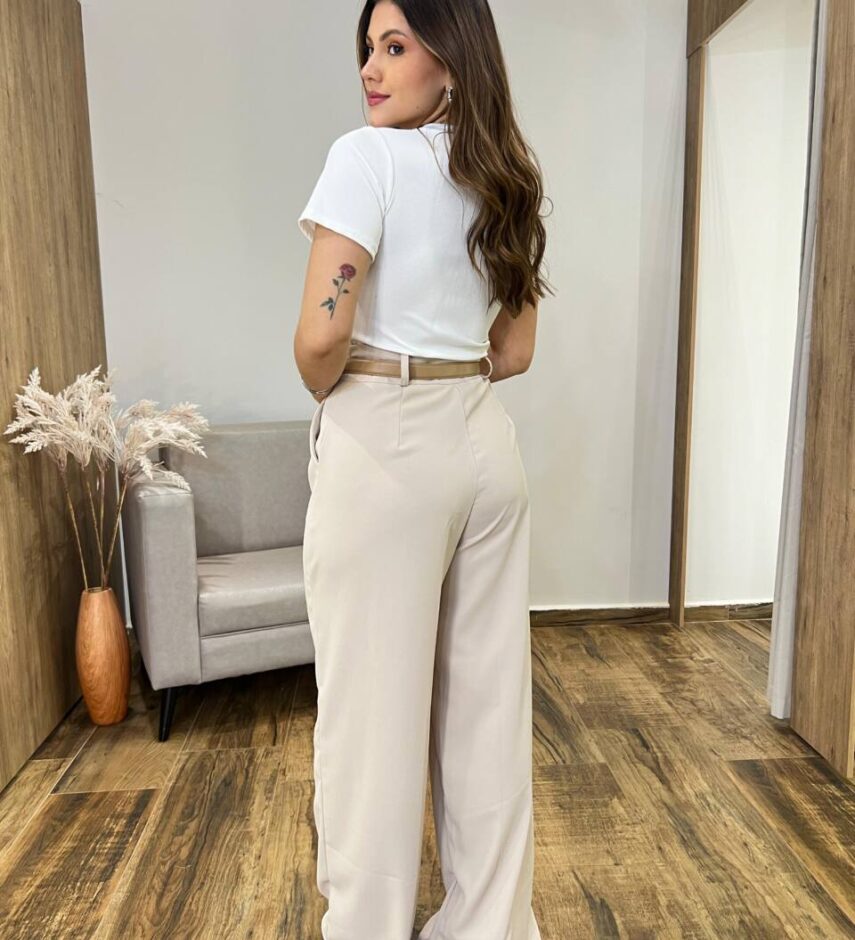 Blusa Feminina Manga Curta Agatha Canelada Branca - Fernanda Ramos Store