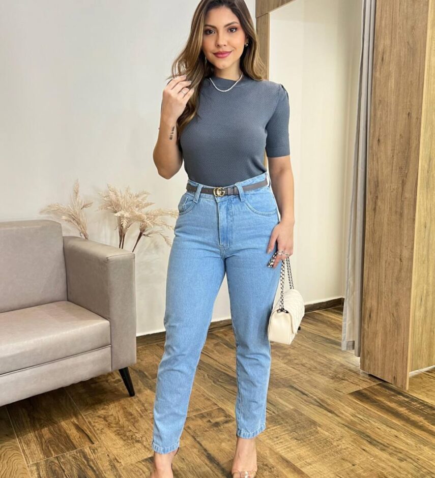 Blusa Feminina Manga Curta Mia Modal com Textura Cinza - Fernanda Ramos Store