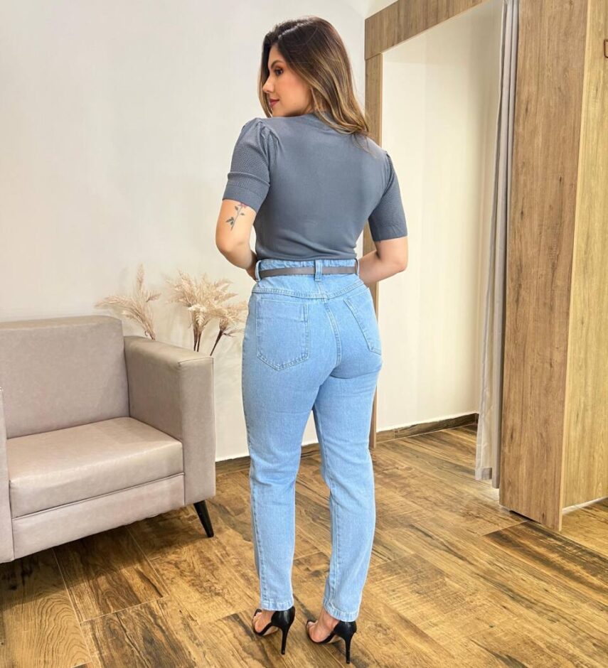 Blusa Feminina Manga Curta Mia Modal com Textura Cinza - Fernanda Ramos Store
