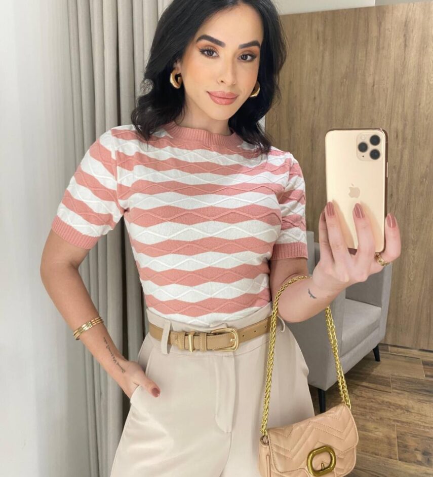 Blusa Feminina Tricot Helena Manga Curta Listrada de Rose - Fernanda Ramos Store