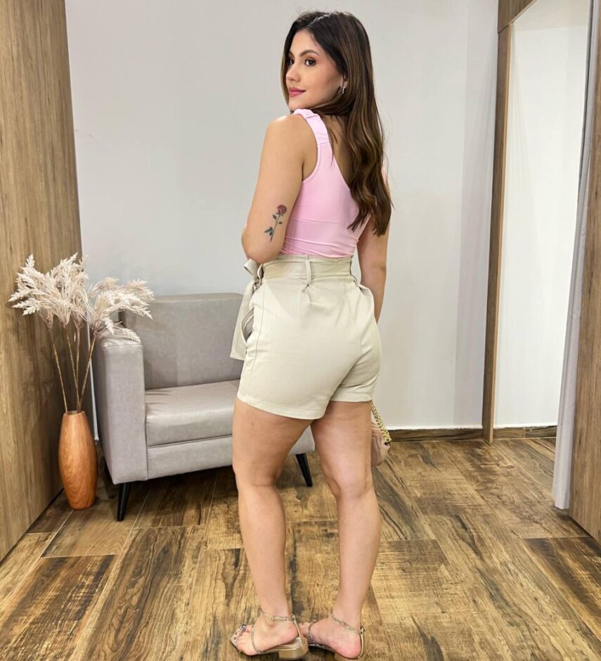 Body Feminino Júlia sem Bojo Detalhe na Alça com Fecho Rosa - Fernanda Ramos Store