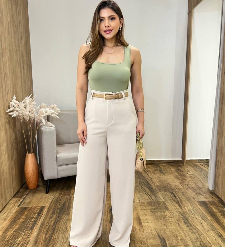 Body Feminino Lara sem Bojo Recorte em U com Fecho Verde Oliva - Fernanda Ramos Store