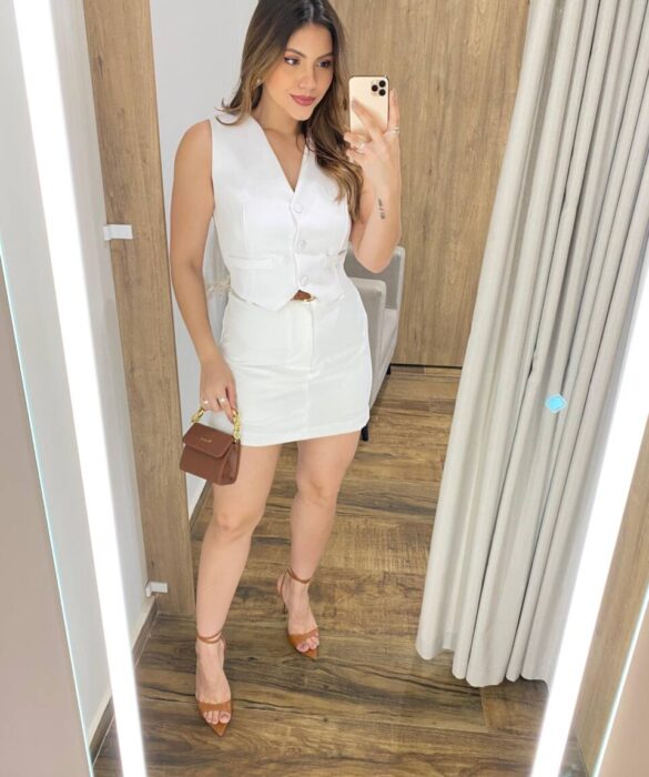 Colete Feminino Maria Alfaiataria com Botões e Bolso Falso Branco - Fernanda Ramos Store