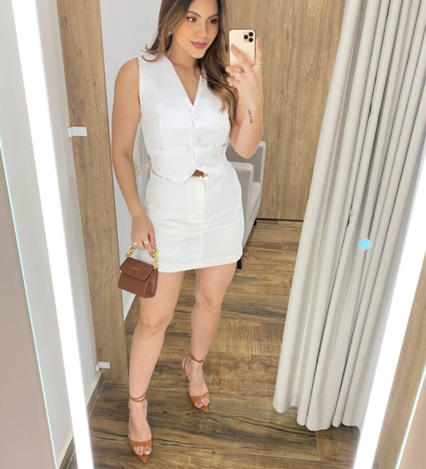 Colete Feminino Maria Alfaiataria com Botões e Bolso Falso Branco - Fernanda Ramos Store