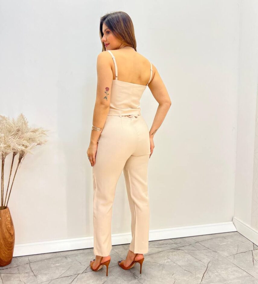 Conjunto Bella Cropped sem Bojo Alça Regulável Calça com Cinto Nude - Fernanda Ramos Store