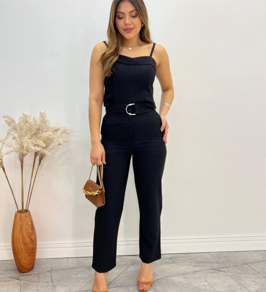 Conjunto Bella Cropped sem Bojo Alça Regulável Calça com Cinto Preto - Fernanda Ramos Store