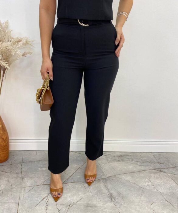 Conjunto Bella Cropped sem Bojo Alça Regulável Calça com Cinto Preto - Fernanda Ramos Store