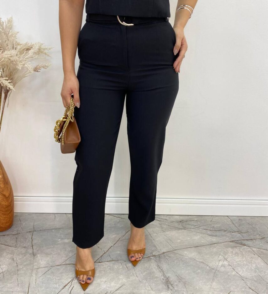 Conjunto Bella Cropped sem Bojo Alça Regulável Calça com Cinto Preto - Fernanda Ramos Store