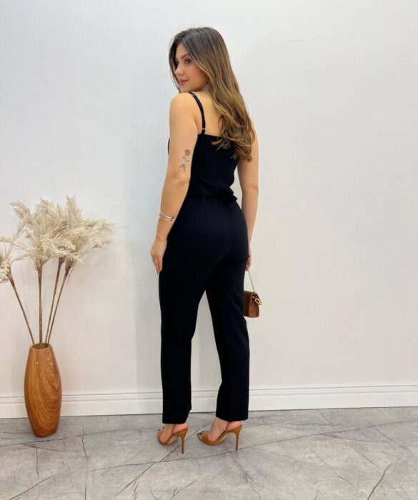 Conjunto Bella Cropped sem Bojo Alça Regulável Calça com Cinto Preto - Fernanda Ramos Store