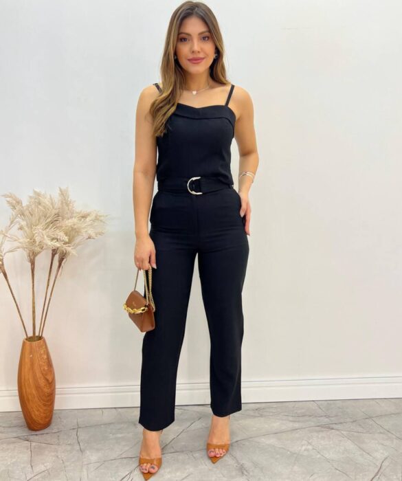 Conjunto Bella Cropped sem Bojo Alça Regulável Calça com Cinto Preto - Fernanda Ramos Store