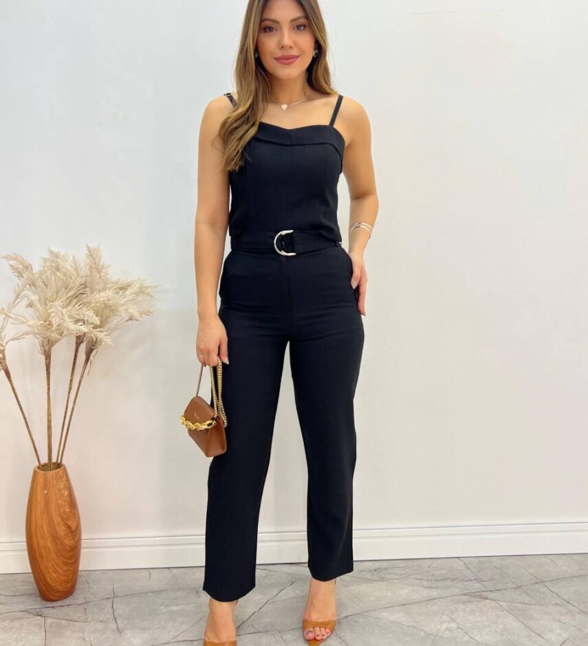 Conjunto Bella Cropped sem Bojo Alça Regulável Calça com Cinto Preto - Fernanda Ramos Store