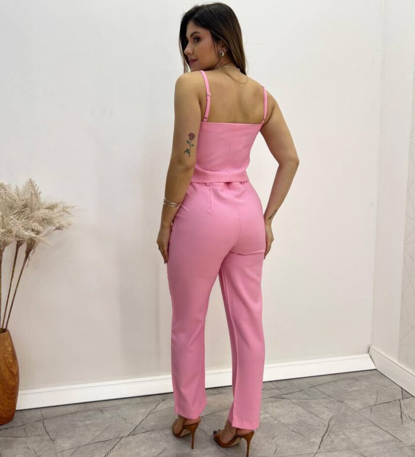Conjunto Bella Cropped sem Bojo Alça Regulável Calça com Cinto Rosa - Fernanda Ramos Store