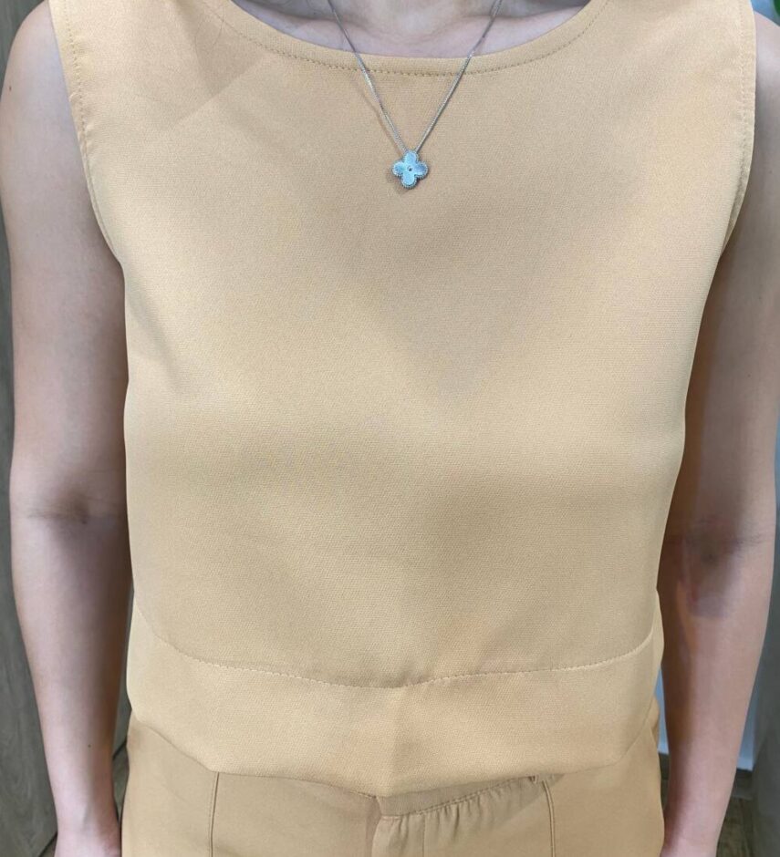 Conjunto Feminino Alfaiataria Chloe Cropped e Short com Cinto Bege - Fernanda Ramos Store