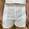 Conjunto Feminino Alfaiataria Chloe Cropped e Short com Cinto Branco - Fernanda Ramos Store