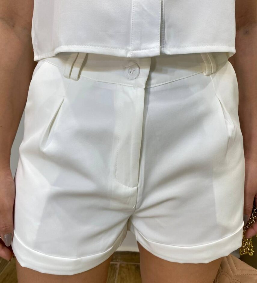 Conjunto Feminino Alfaiataria Malu Cropped com Botões e Short Branco - Fernanda Ramos Store
