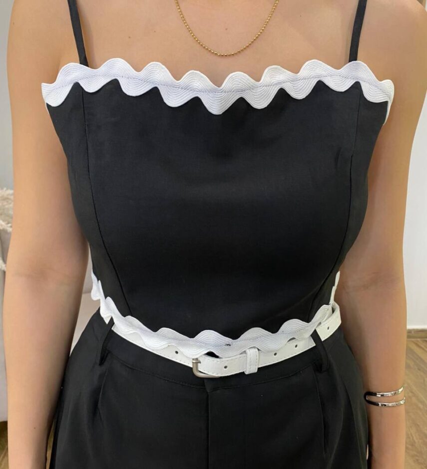 Conjunto Feminino Cropped sem Bojo e Short com Cinto Sianinha Preto - Fernanda Ramos Store