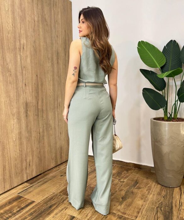 Conjunto Feminino Fernanda Regata e Calça Pantalona Verde Oliva - Fernanda Ramos Store