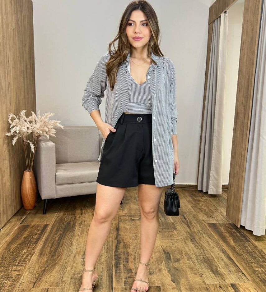 Conjunto Feminino Thais Cropped sem Bojo e Camisa Listrada Branco - Fernanda Ramos Store