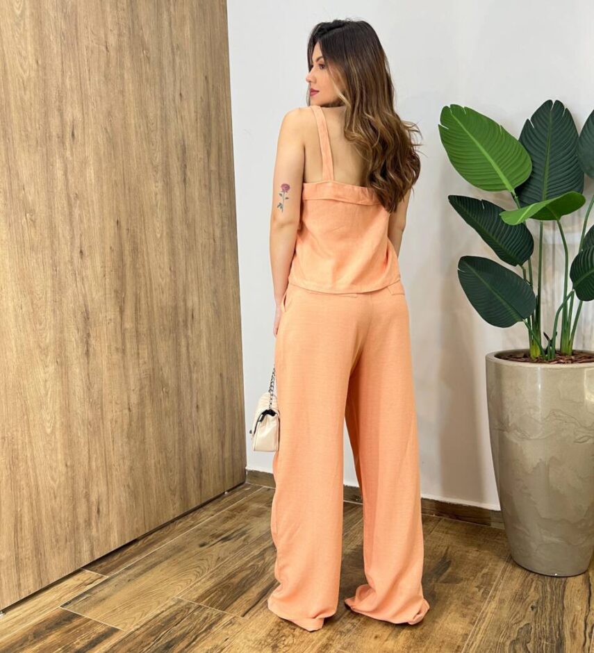 Conjunto Flor Viscolinho Cropped sem Bojo e Calça Pantalona Coral - Fernanda Ramos Store