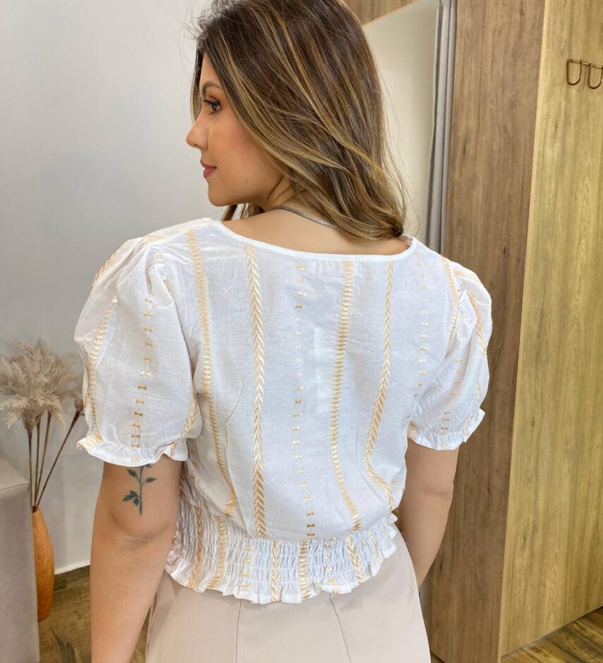Cropped Feminino Manga Curta Isis Lastex com Detalhes Bordado Branco - Fernanda Ramos Store