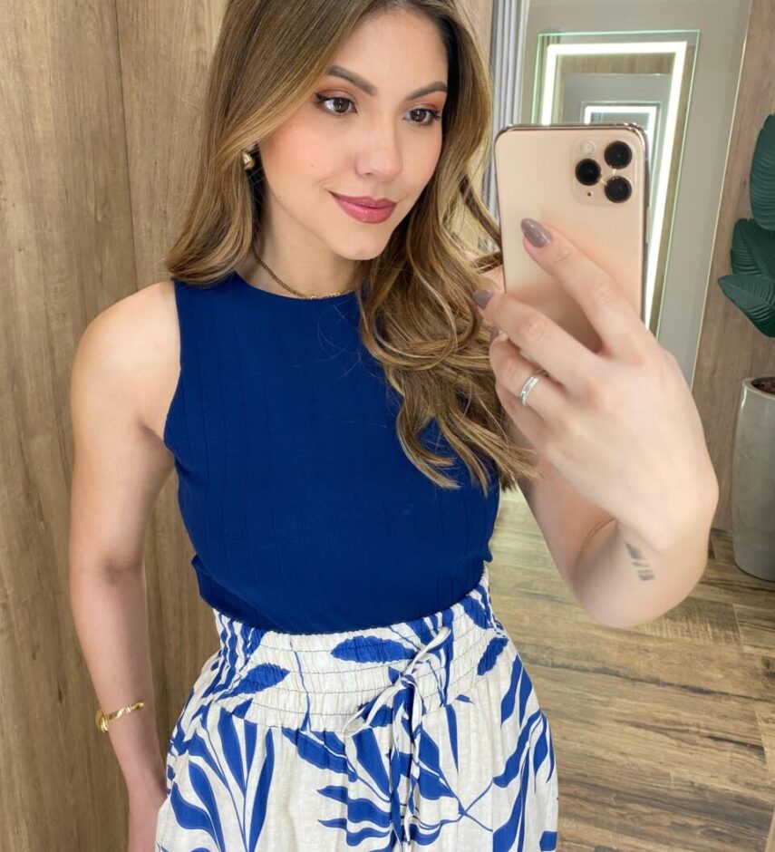 Cropped Feminino sem Bojo Júlia Malha Canelada Azul Marinho - Fernanda Ramos Store