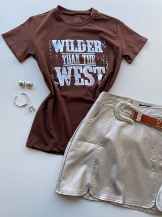 T-shirt Feminina Manga Curta Marrom Wilder Than the West - Fernanda Ramos Store