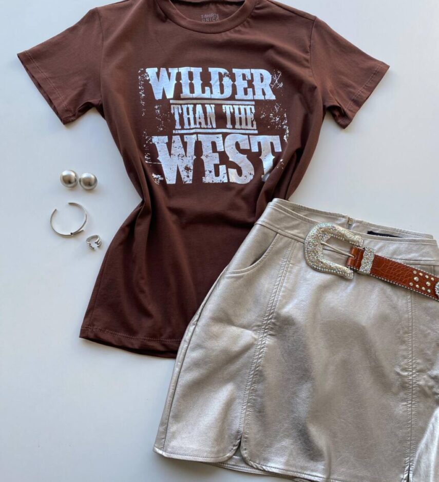 T-shirt Feminina Manga Curta Marrom Wilder Than the West - Fernanda Ramos Store